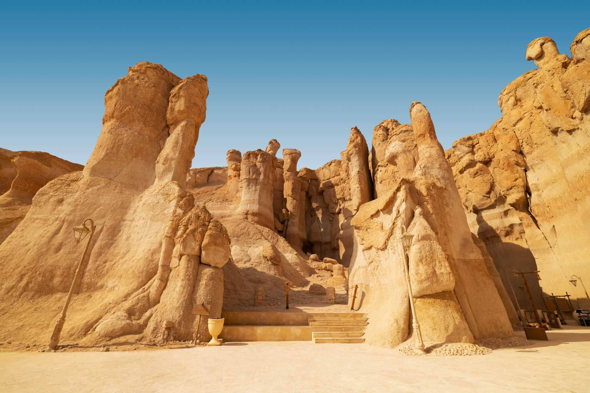 Al-Ahsa Oasis (Alasfar Lake & Sand Dunes Trip)